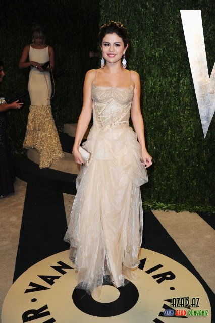 Selena Gomez Oscar Party In West Hollywood