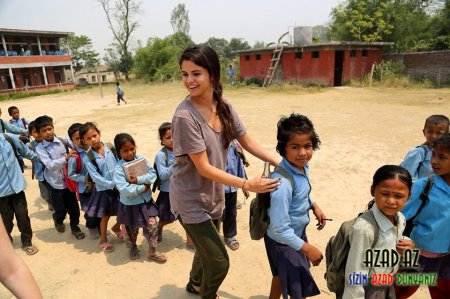 Selena Gomezin Nepal səfəri