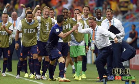 Hollandiya İspaniyaya əsl futbol dərsi keçdi - FOTO + VİDEO