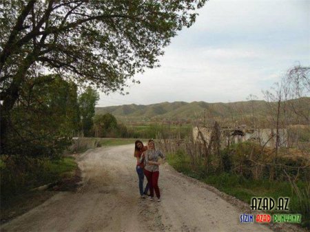Erməni qızları Zəngilanda - FOTO