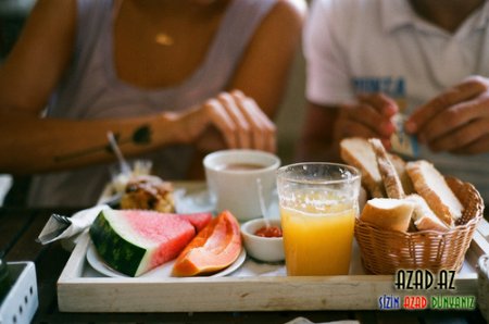 Breakfast [Photo Collection]
